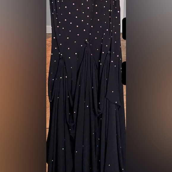 Black Jovani Prom Dress! Size:4 - Picture 3 of 4
